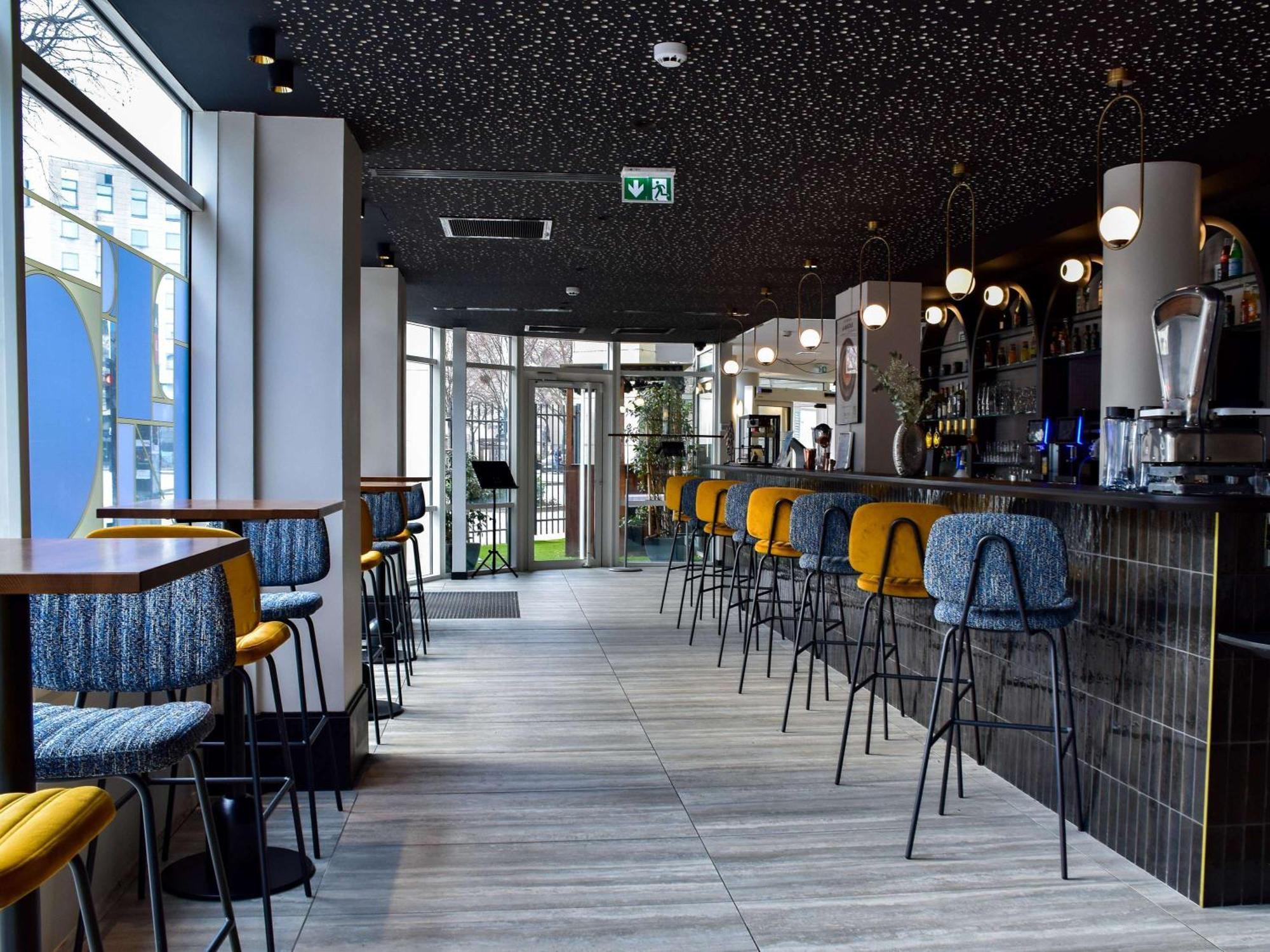 Mercure Lyon Centre Charpennes 4*